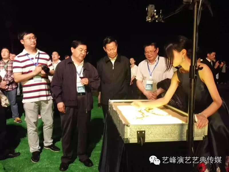生态优先 绿色发展12