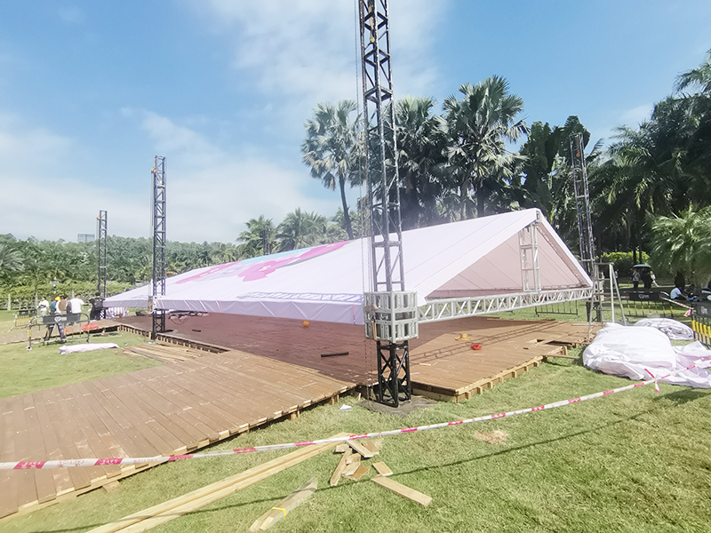 莲花山花展如何“撑起”那一片艺术天空?